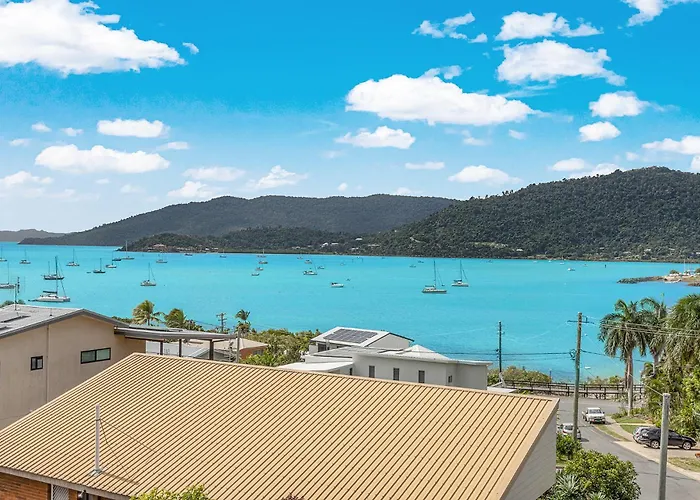 Amaroo On Airlie Villa Airlie Beach